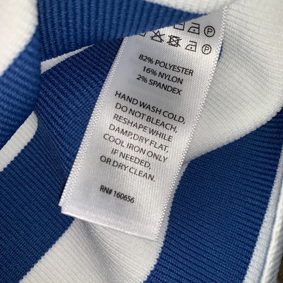 Sincerely Jules Criss Cross Halter Blue And White Tank Top Women Size Large - Picture 2 of 4